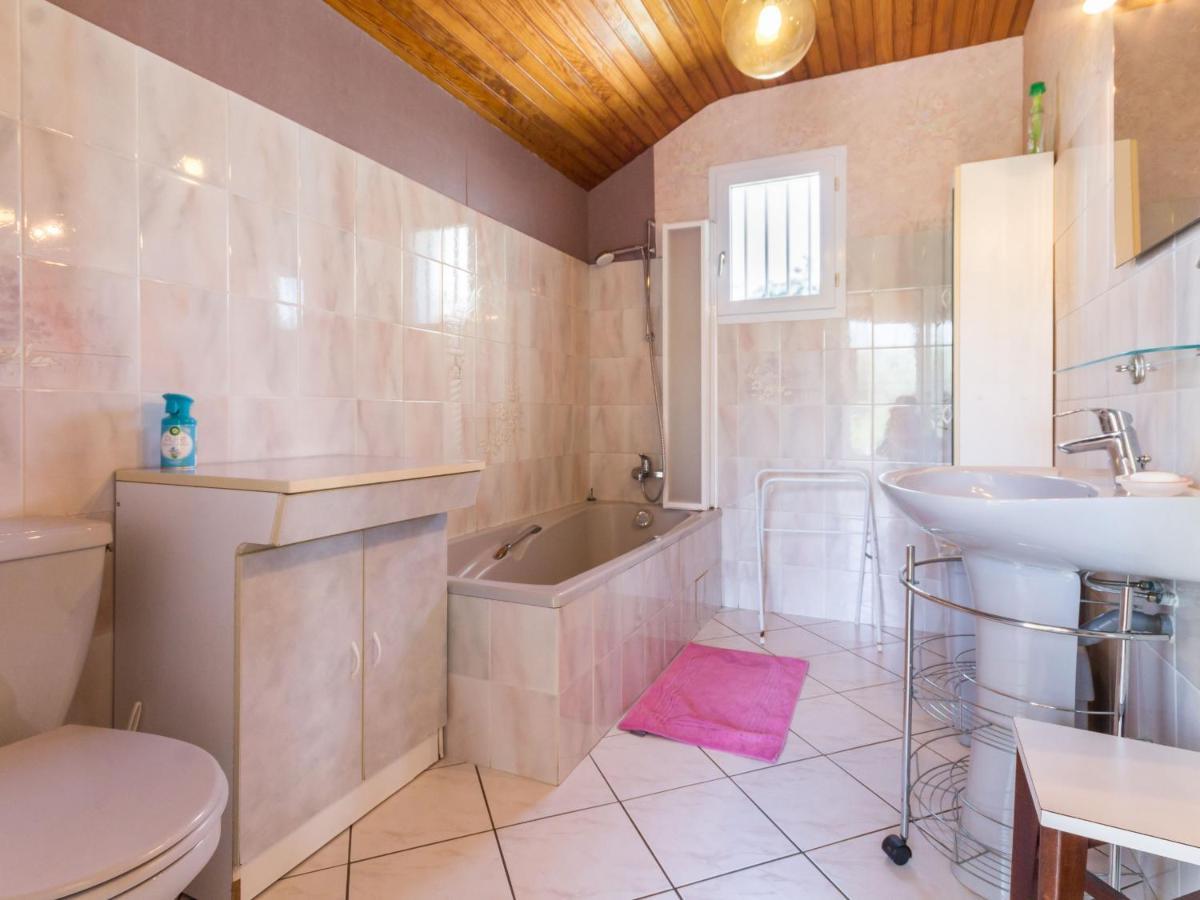 Villa Location Saisonniere: Gite Cosy Avec Jardin Clos, Proche Plages Et Parc De Briere, Wifi Inclus! - Fr-1-306-892 Saint-André-des-Eaux Exterior foto